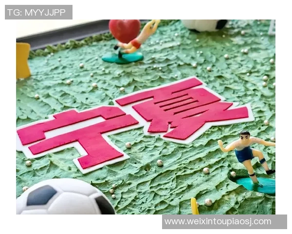 轻松学会制作足球蛋糕的视频教程让你的派对更精彩 轻松学会制作足球蛋糕的视频教程让你的派对更精彩